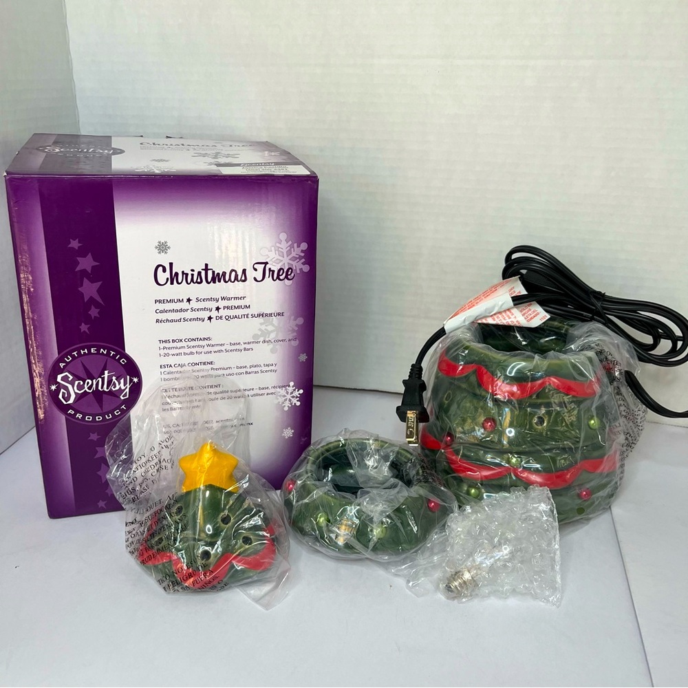 NIB Scentsy Christmas Tree Premium Wax Warmer Holiday Collection 2013 Retired - Picture 2 of 11